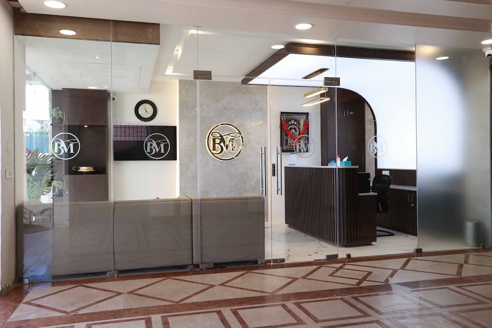 HOTEL BLUEMOON