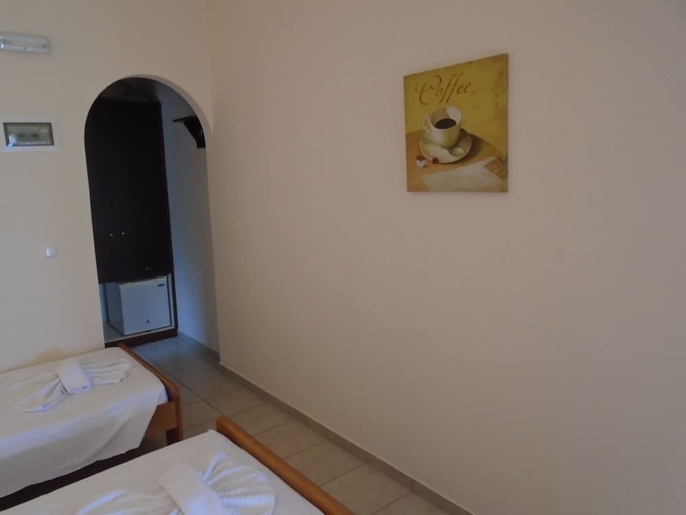 Triton Rooms