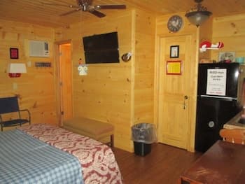 Little Easy Cabins