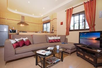 Villa Maiki