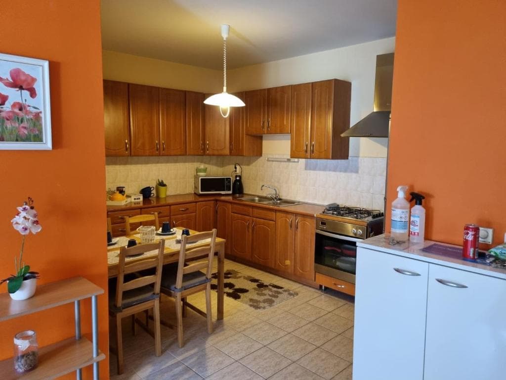 Tudor Apartman