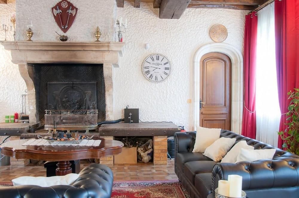 Maison Lalongère