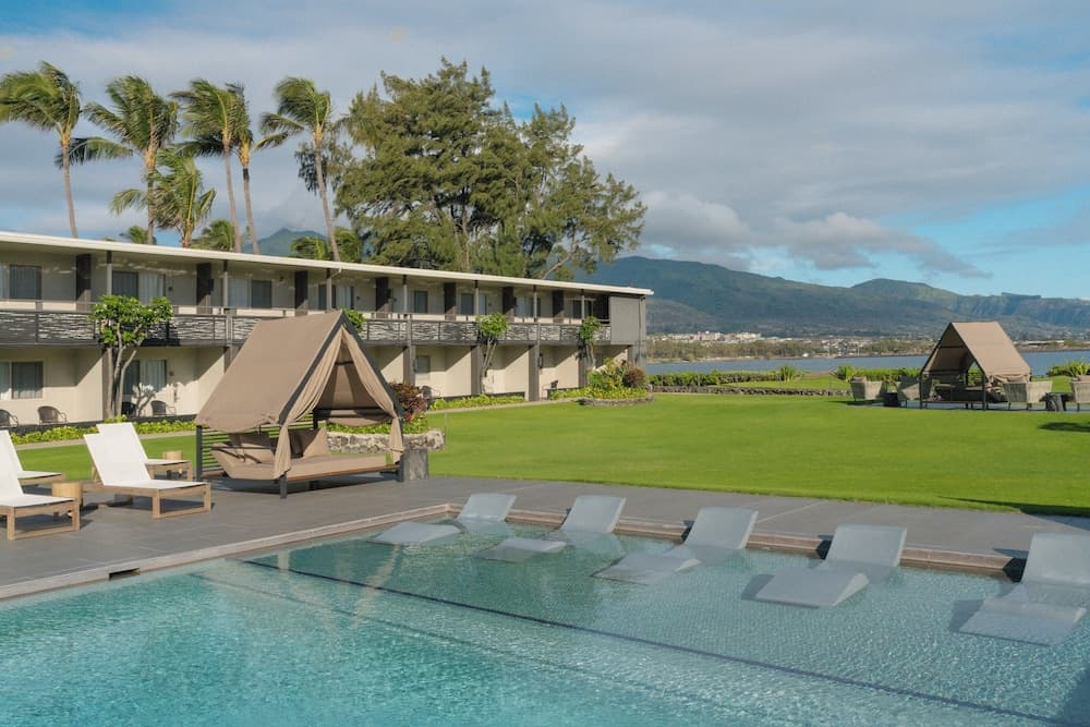 Maui Seaside Hotel