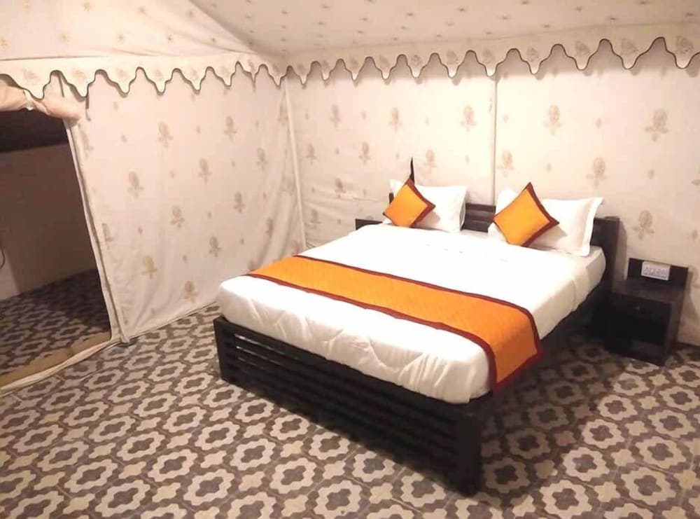 Thakur Ji Resort