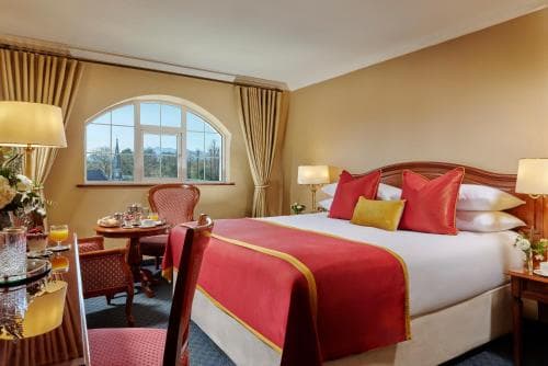 Killarney Avenue Hotel