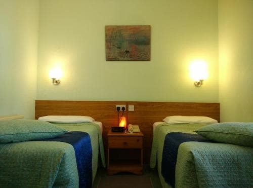 River Hotel