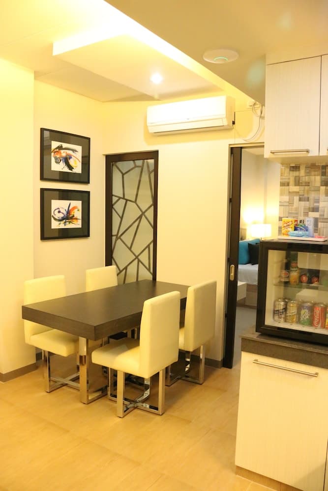 KLM Condotel