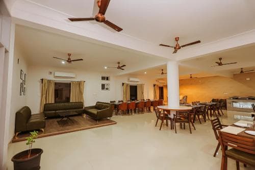 Revaas Boutique Hotel