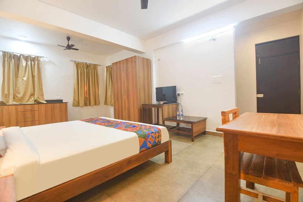 FabHotel Holiday Suites