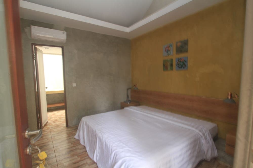 Triple Tree Villa