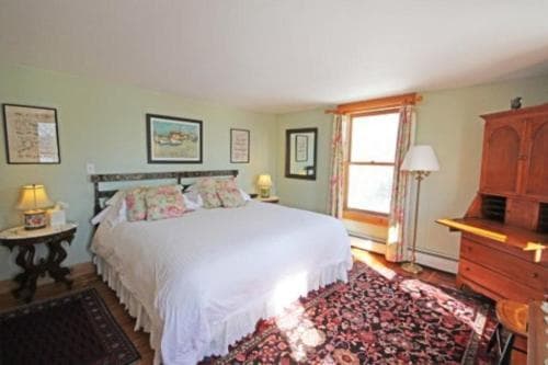 Highland Lake Inn