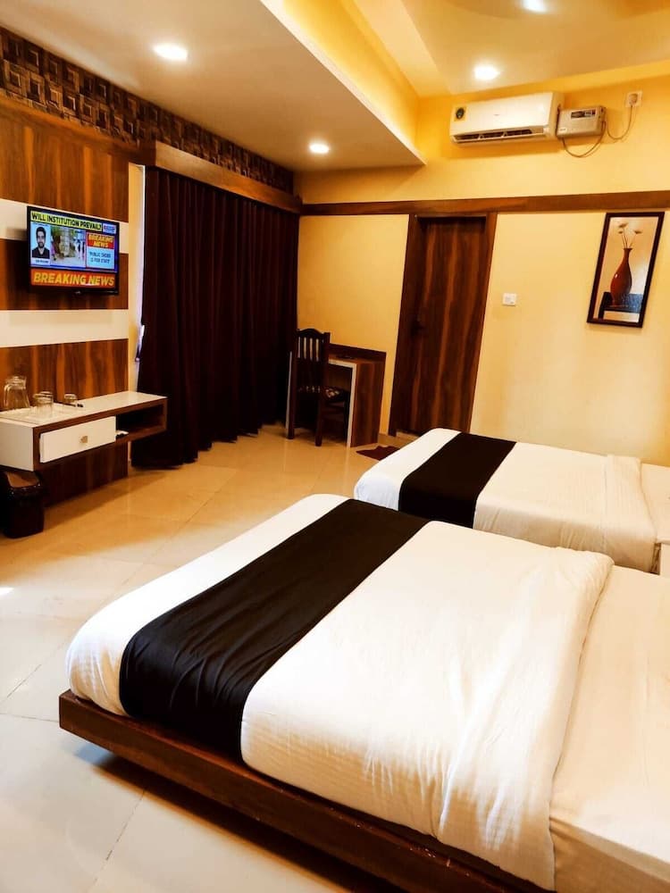 Hotel Keerthana Inn