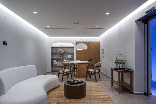 Noble Hotel Suites