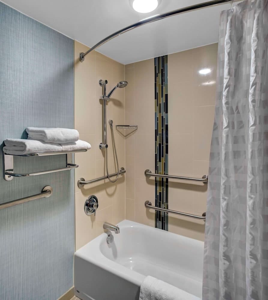 Hyatt Place Opryland