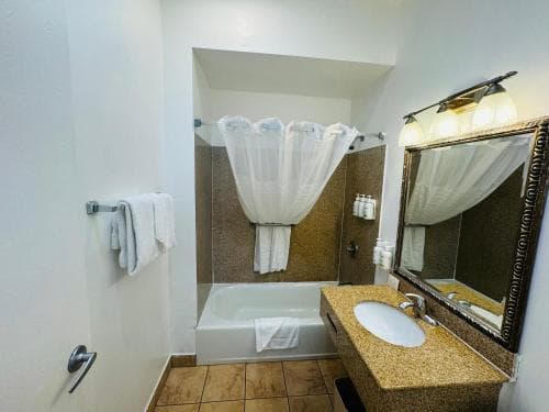 Ramada by Wyndham San Diego Airport