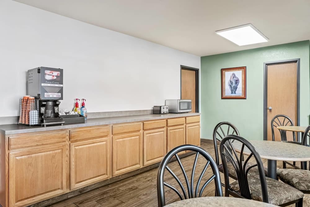 Econo Lodge Custer