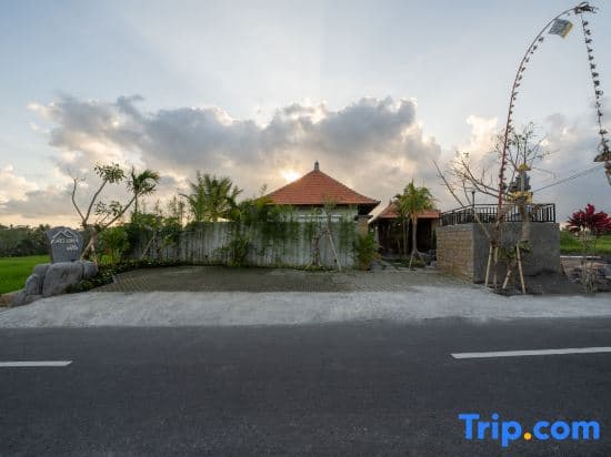 Kaki Uma Villa