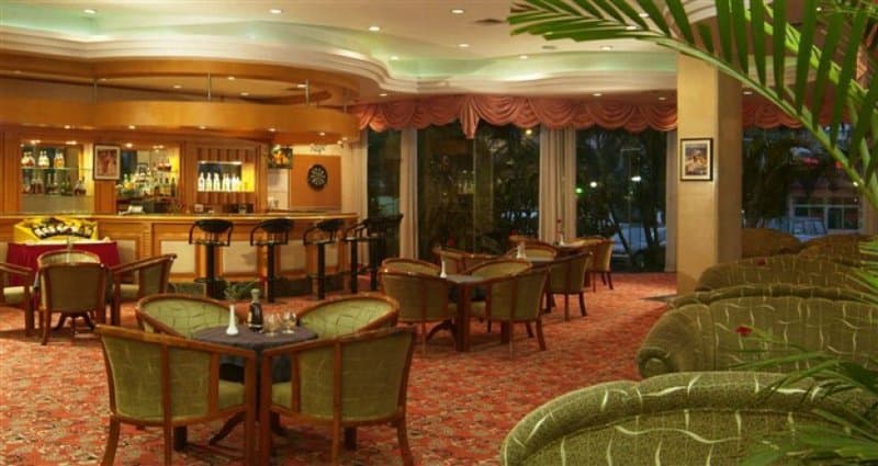 LiaoBu - Gladden Hotel