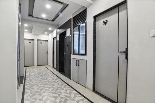 FabHotel Dev's Inn