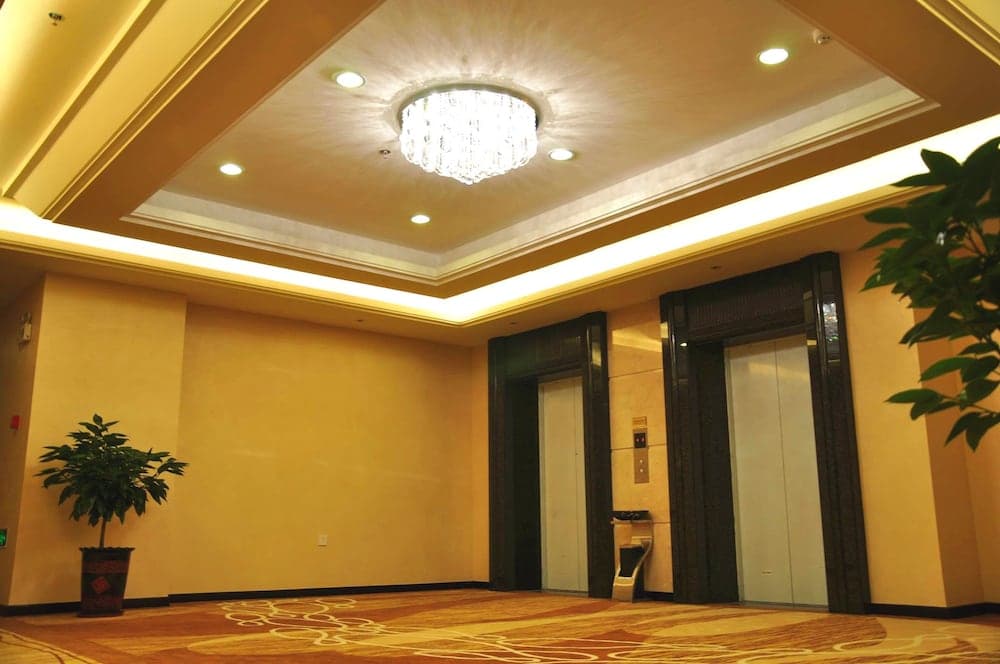 Libo Business Hotel