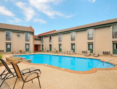 Rodeway Inn Lawrence