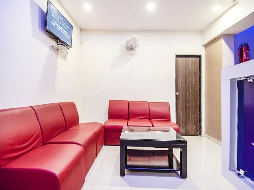 Hotel Pratiksha