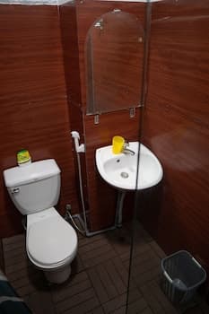 Cruise Hostel
