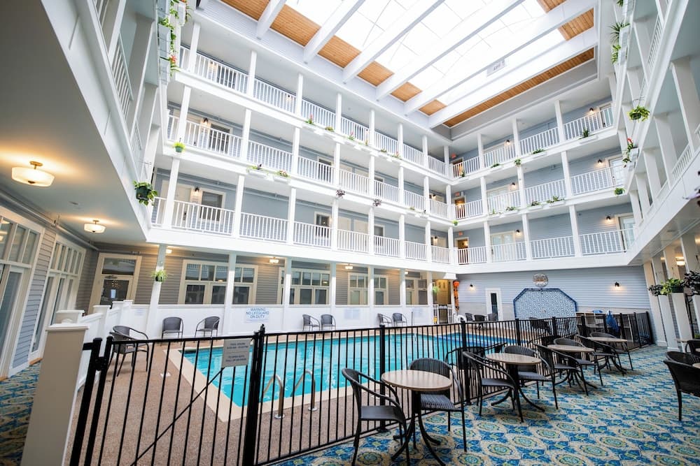 Lake View Hotel