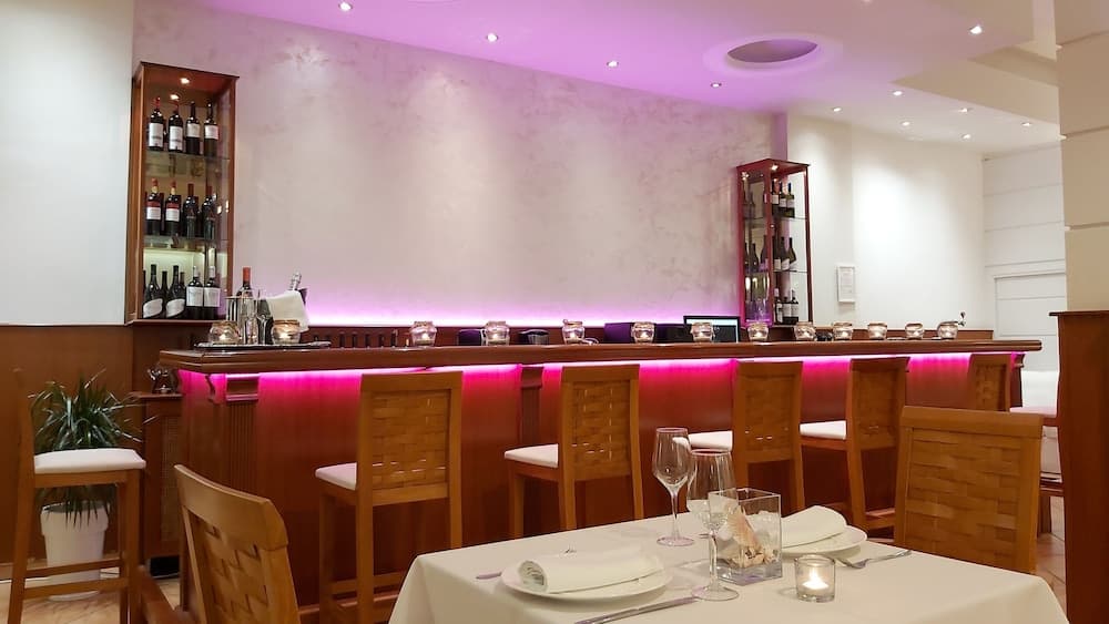 Akrogiali Exclusive Hotel