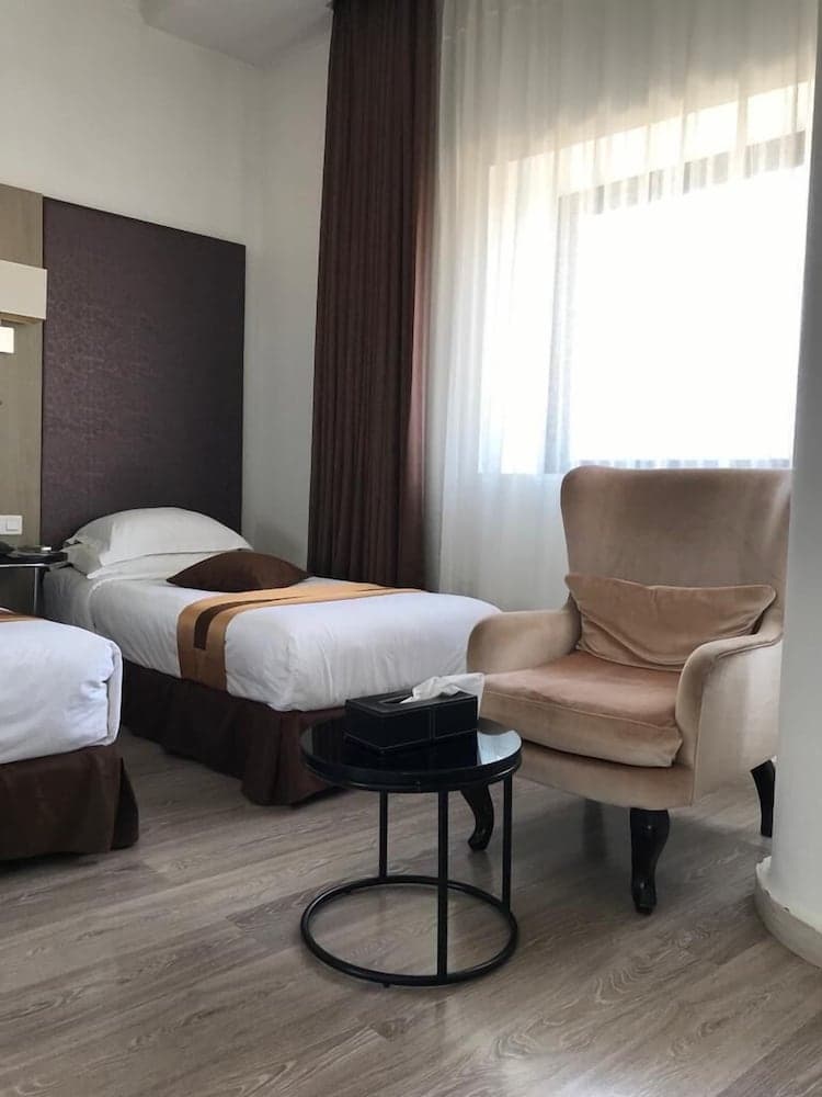 HOTEL COLOMBE