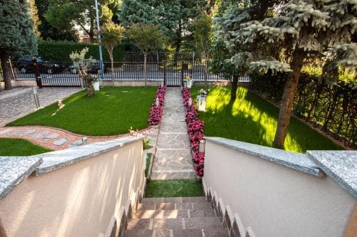Villa Aurora