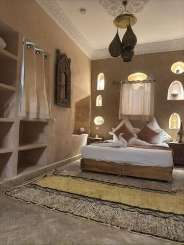 Riad Caracal