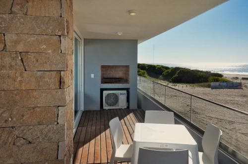 Meca Playa Apart & Spa