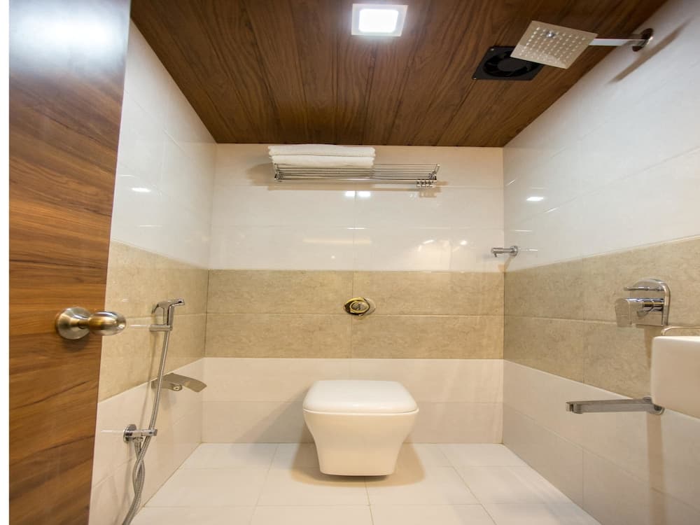 Hotel Highland Residency