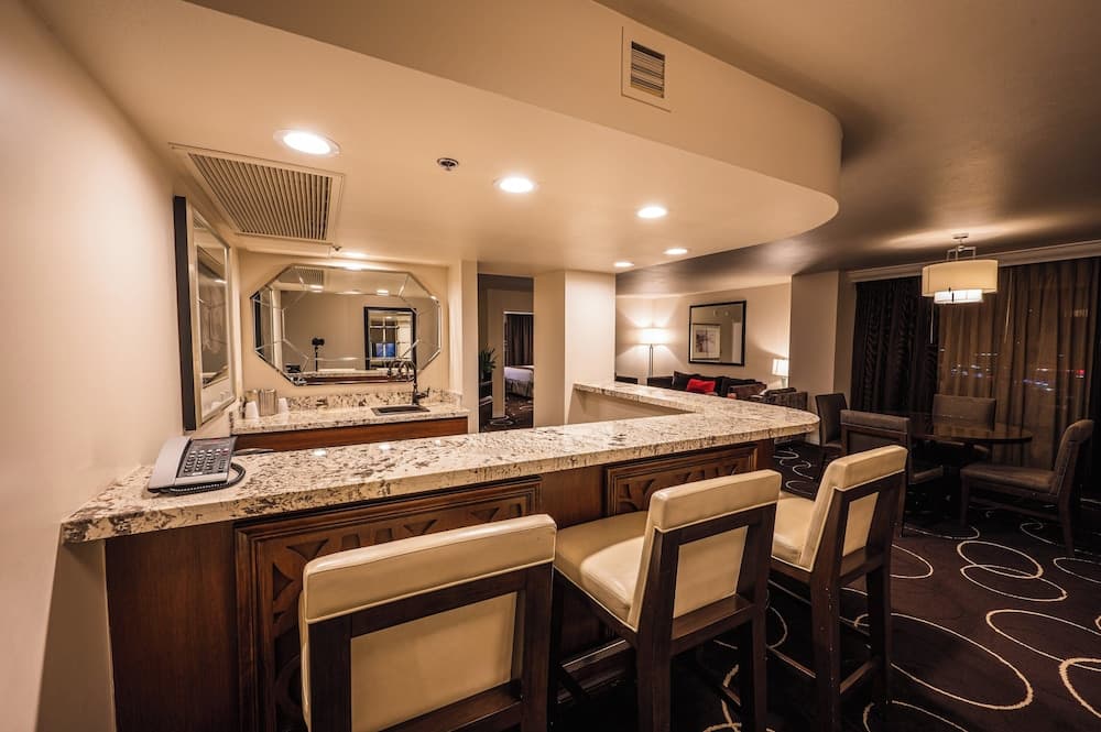 Sunset Station Hotel & Casino