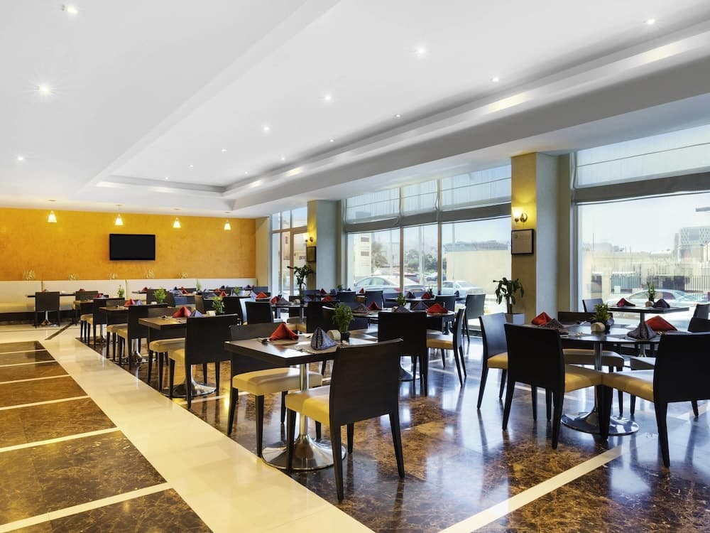 ibis Muscat