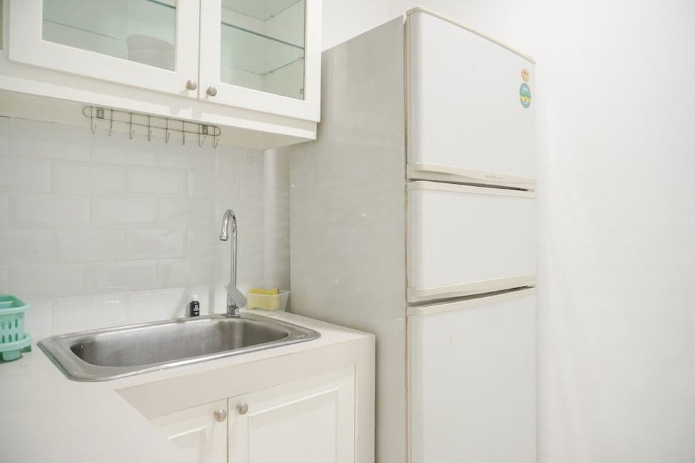 Comfortable 2BR at Semanggi Apartment By Travelio
