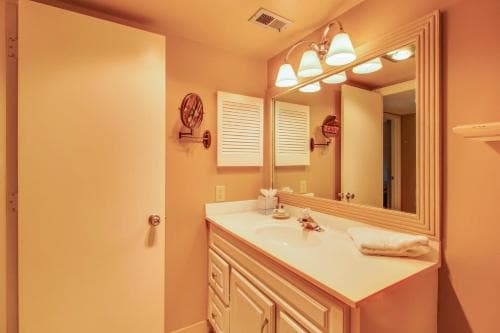 Bluff Villas