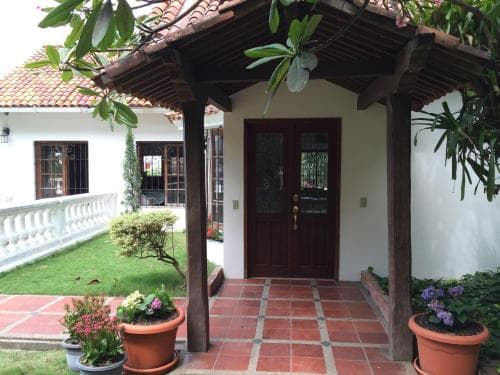 NAZU HOUSE