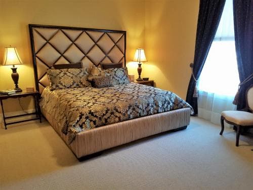 Lions Gate B&B