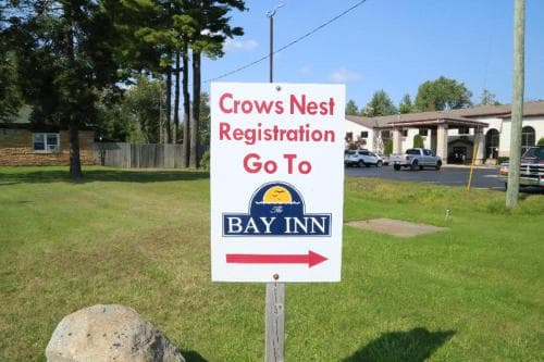Crows Nest Inn Tawas