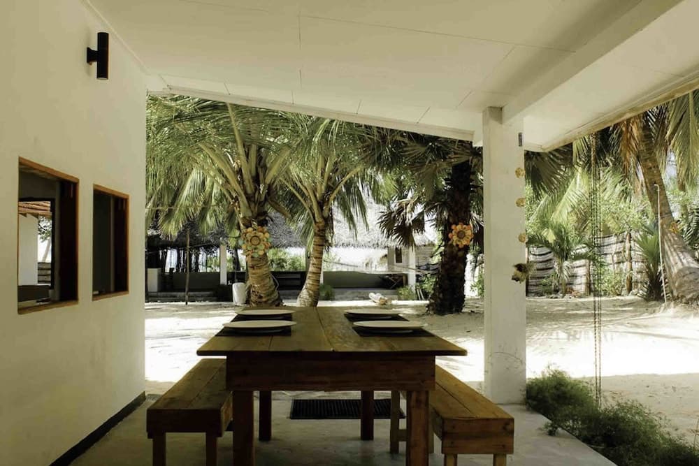 Yoho Nuga Villa