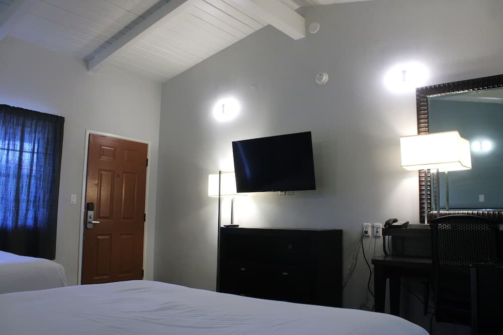 Sunset Inn