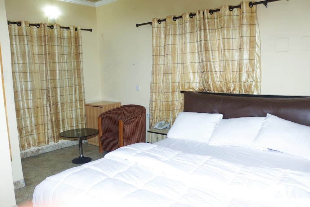 Daneto Hotel