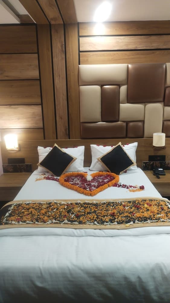 Poddar Residency