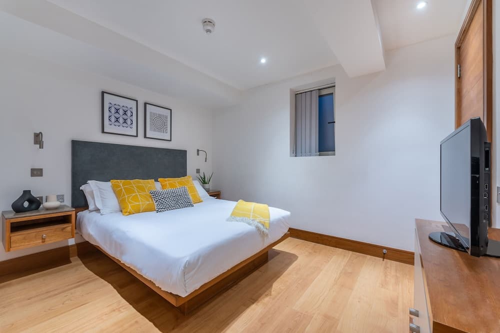 Native Aldgate