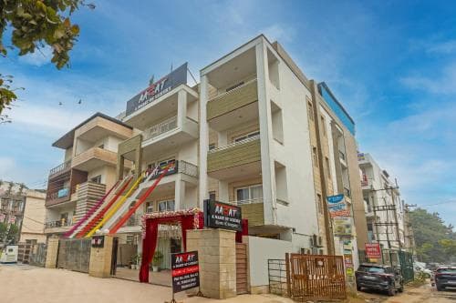 Aadat Residency