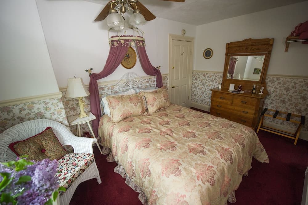 Cleftstone Manor