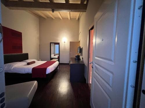 Onemhotel
