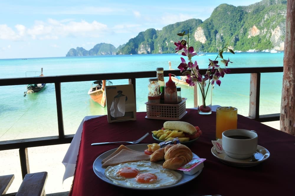 Phi Phi Rimlay Cottage